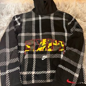 Kids Nike hoodie size xl